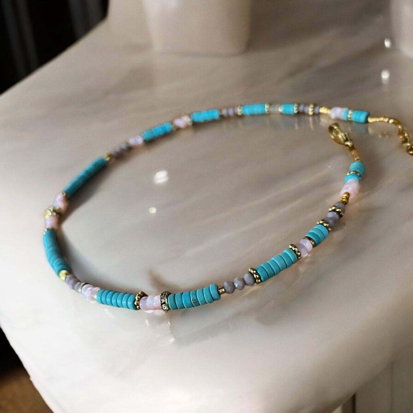 Collier précieux | Lunibelle , turquoise, nacre et cristaux lumineux