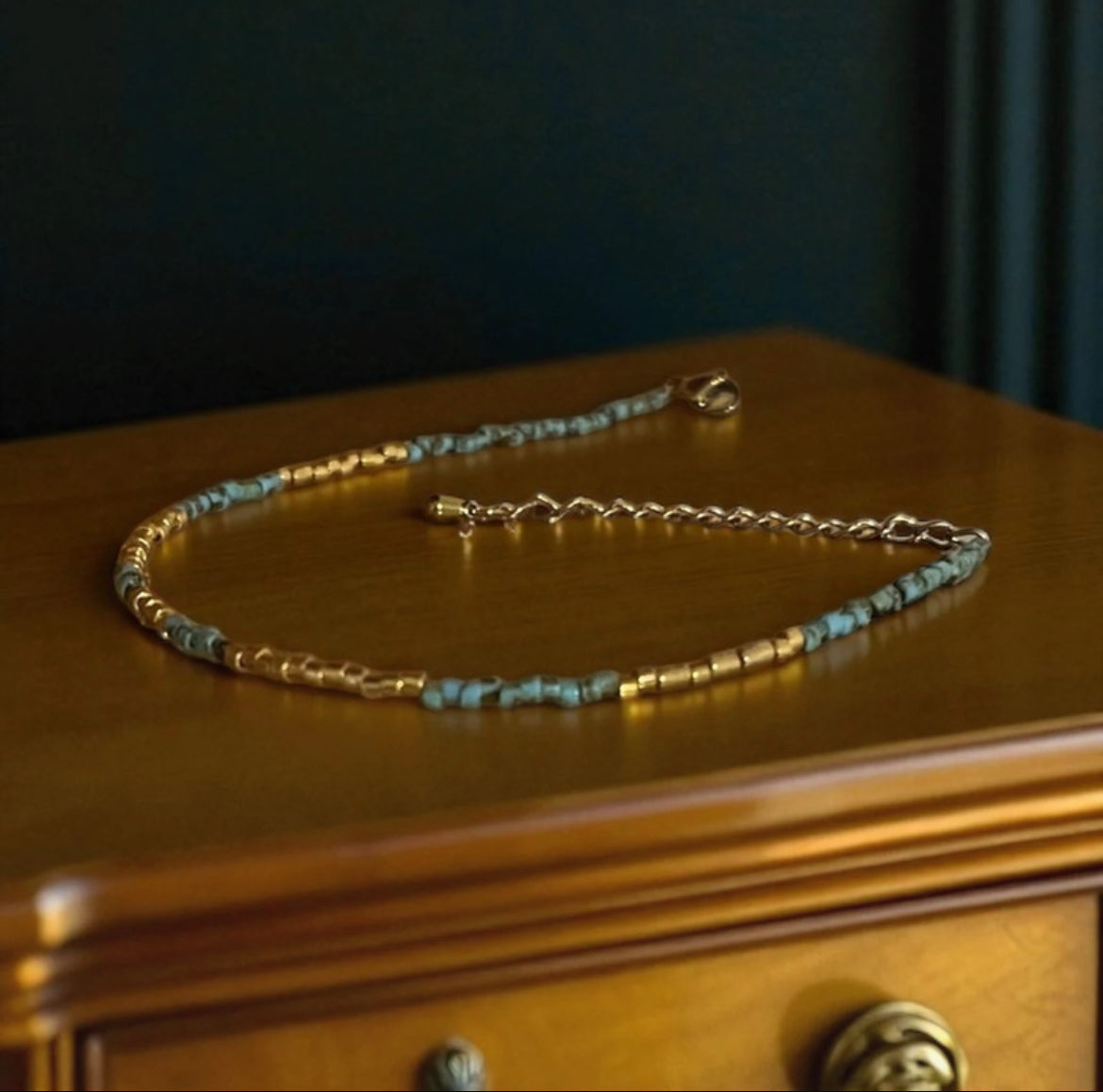 Poussière d’étoile | Bracelet de cheville Miyuki turquoise et or