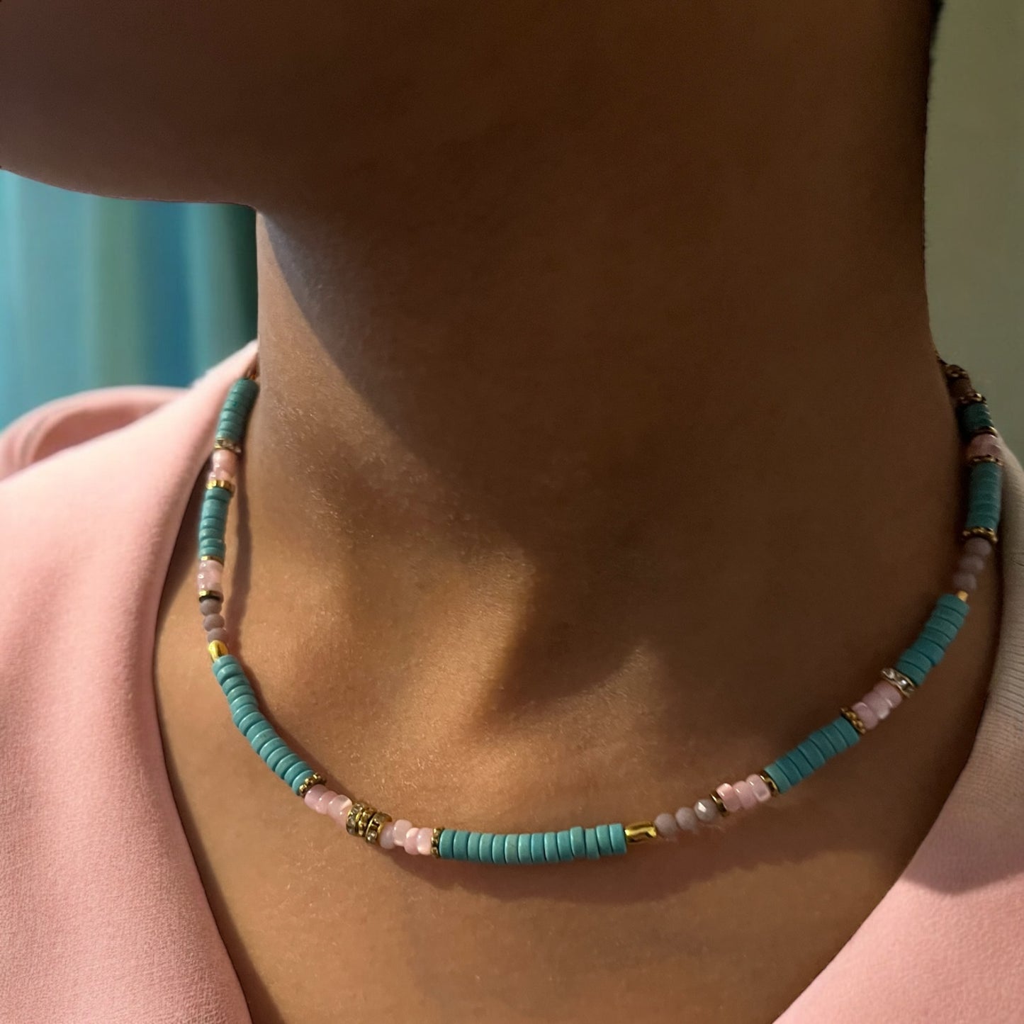 Collier précieux | Lunibelle , turquoise, nacre et cristaux lumineux