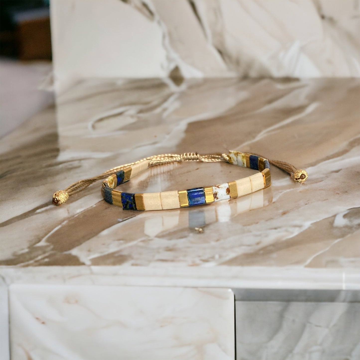 Bracelet Miyuki : Erin , bracelet de perles plates japonaises sur fil d’or