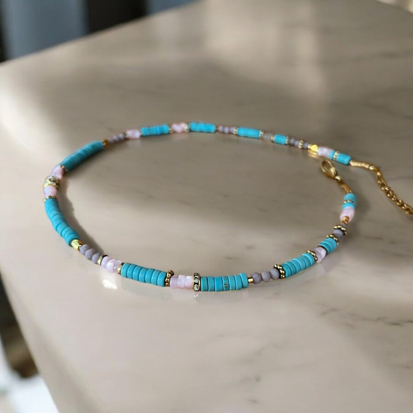 Collier précieux | Lunibelle , turquoise, nacre et cristaux lumineux