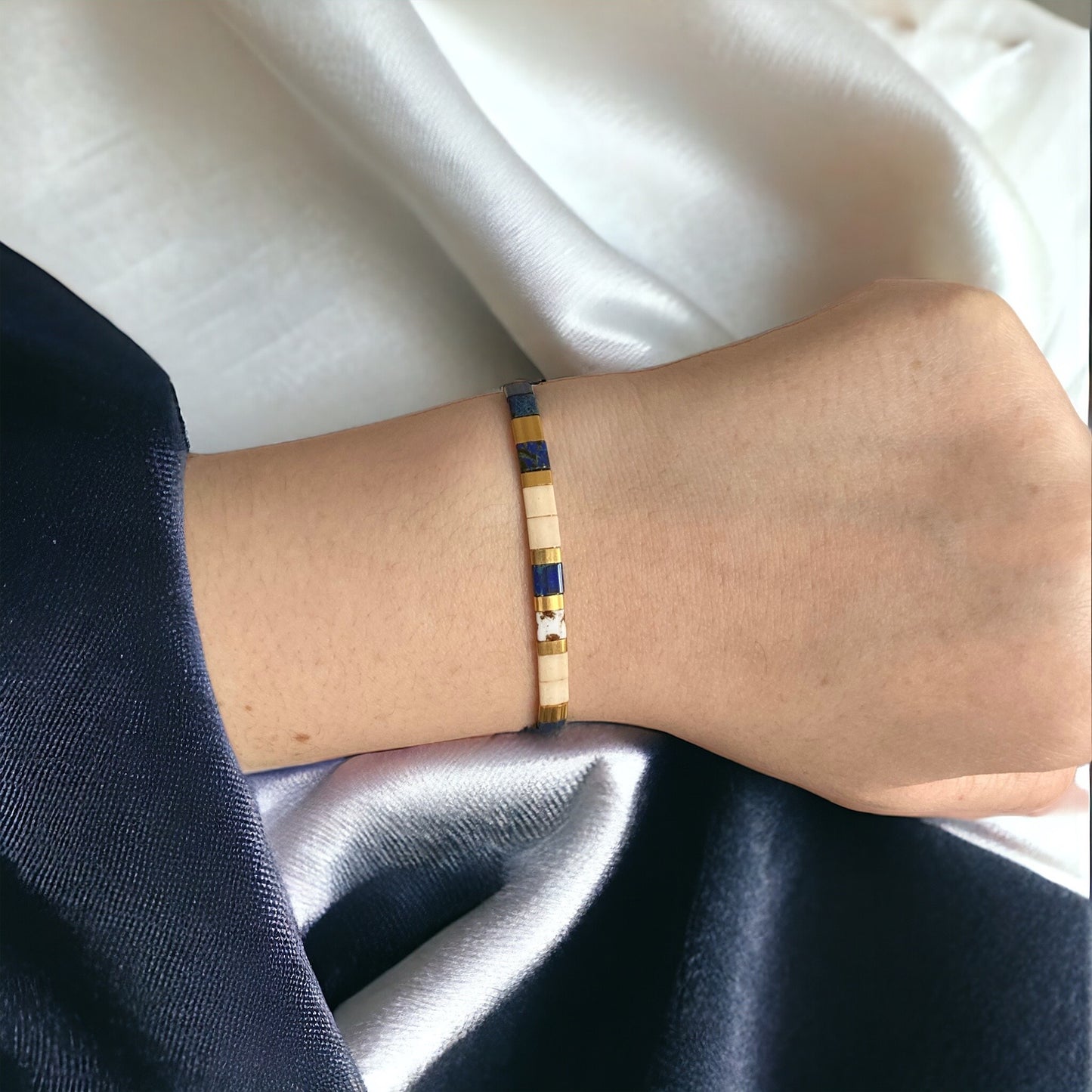 Bracelet Miyuki : Erin , bracelet de perles plates japonaises sur fil d’or