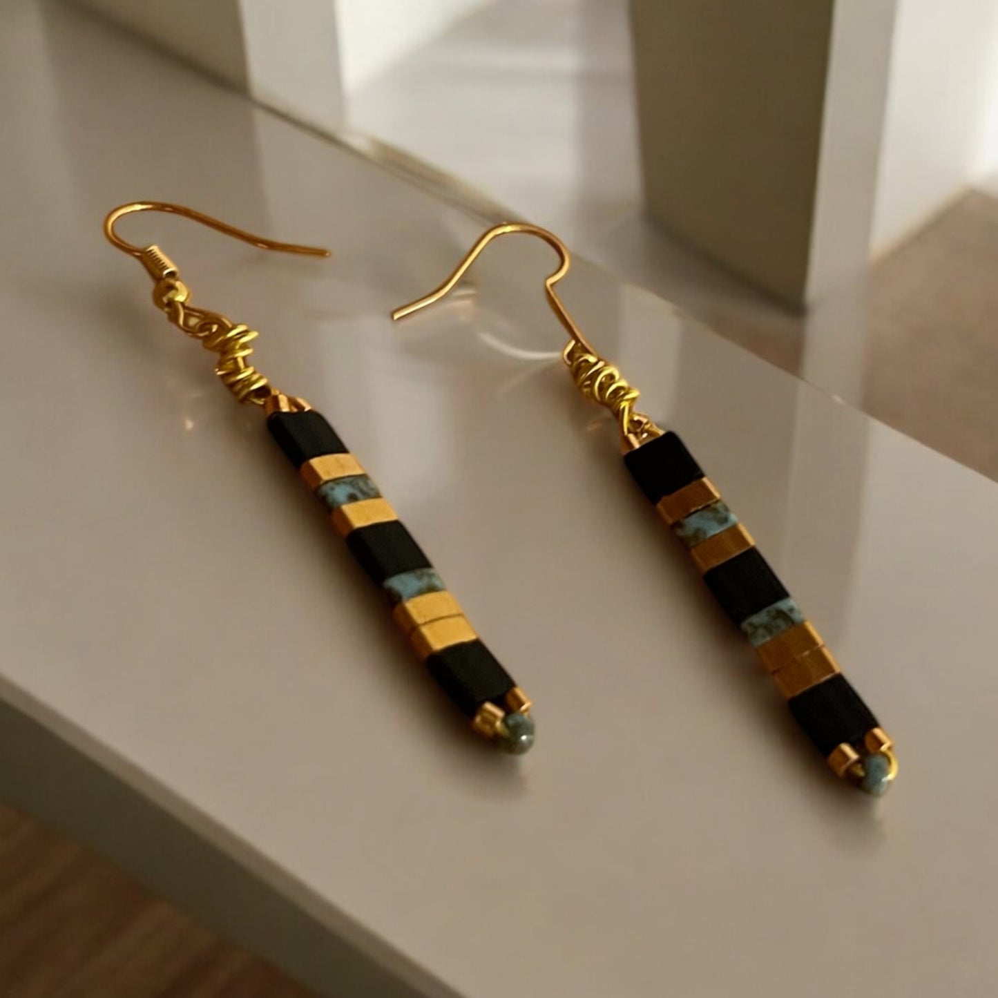Parure Vélïa | boucles d’oreilles bracelets et collier de perles minimaliste assorties