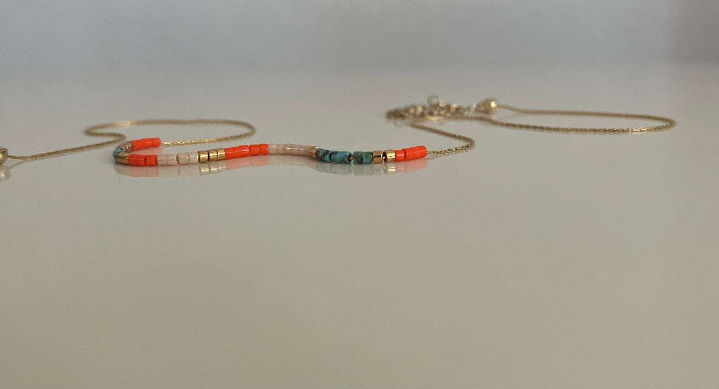Dorine | chaîne minimaliste en acier inoxydable plaqué or 24 carats et perles Miyuki