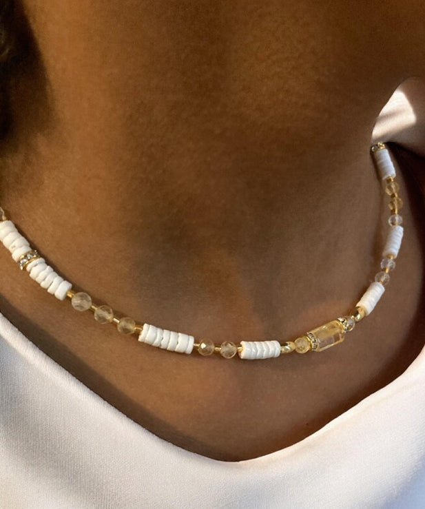 Collier Précieux : Mira , collier de nacre et citrine étincelante