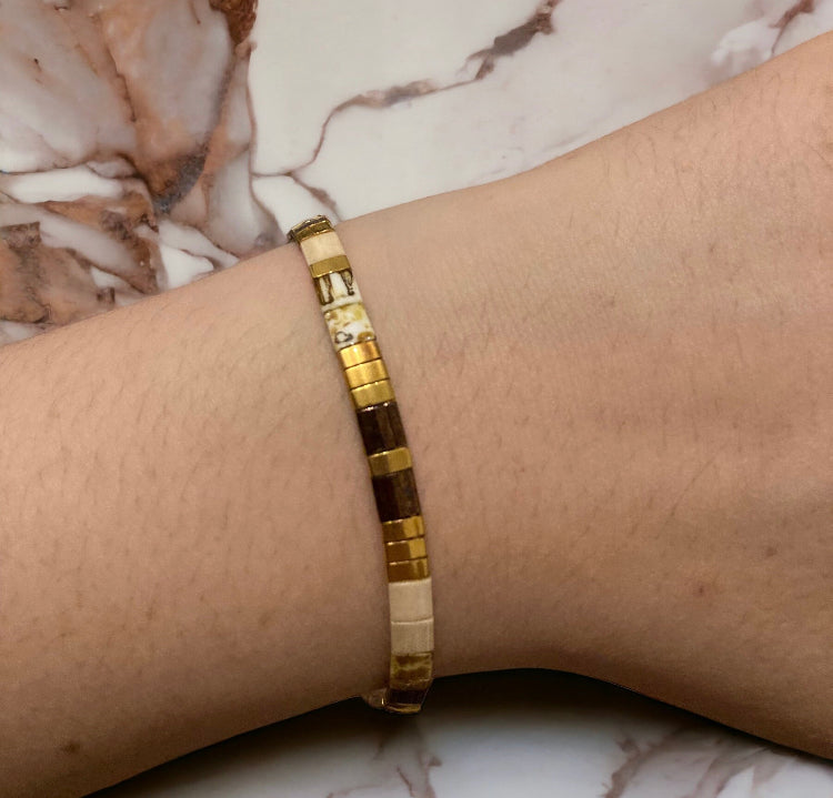 Bracelet de perles carré pour femmes