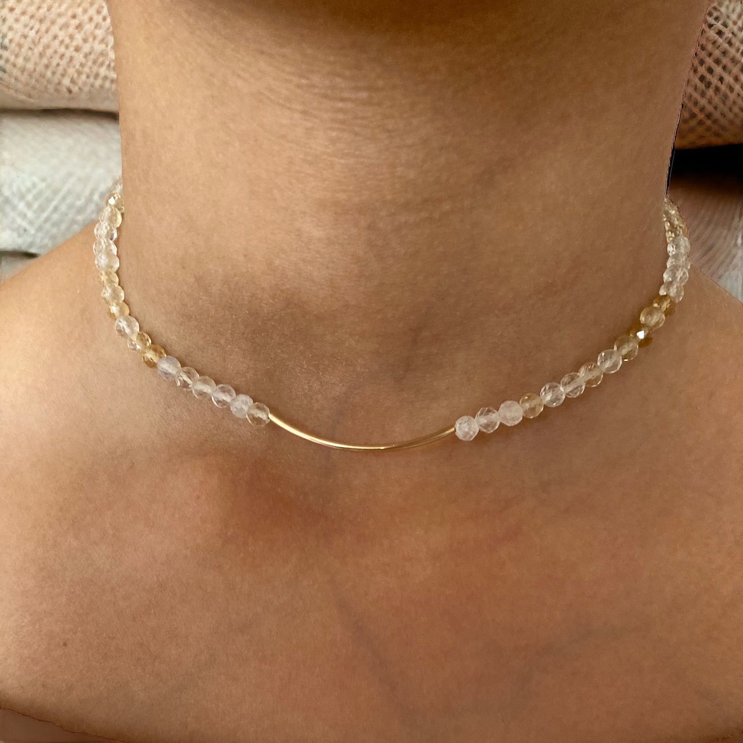 Collier précieux : Leïa , collier de pierres semi précieuses citrine