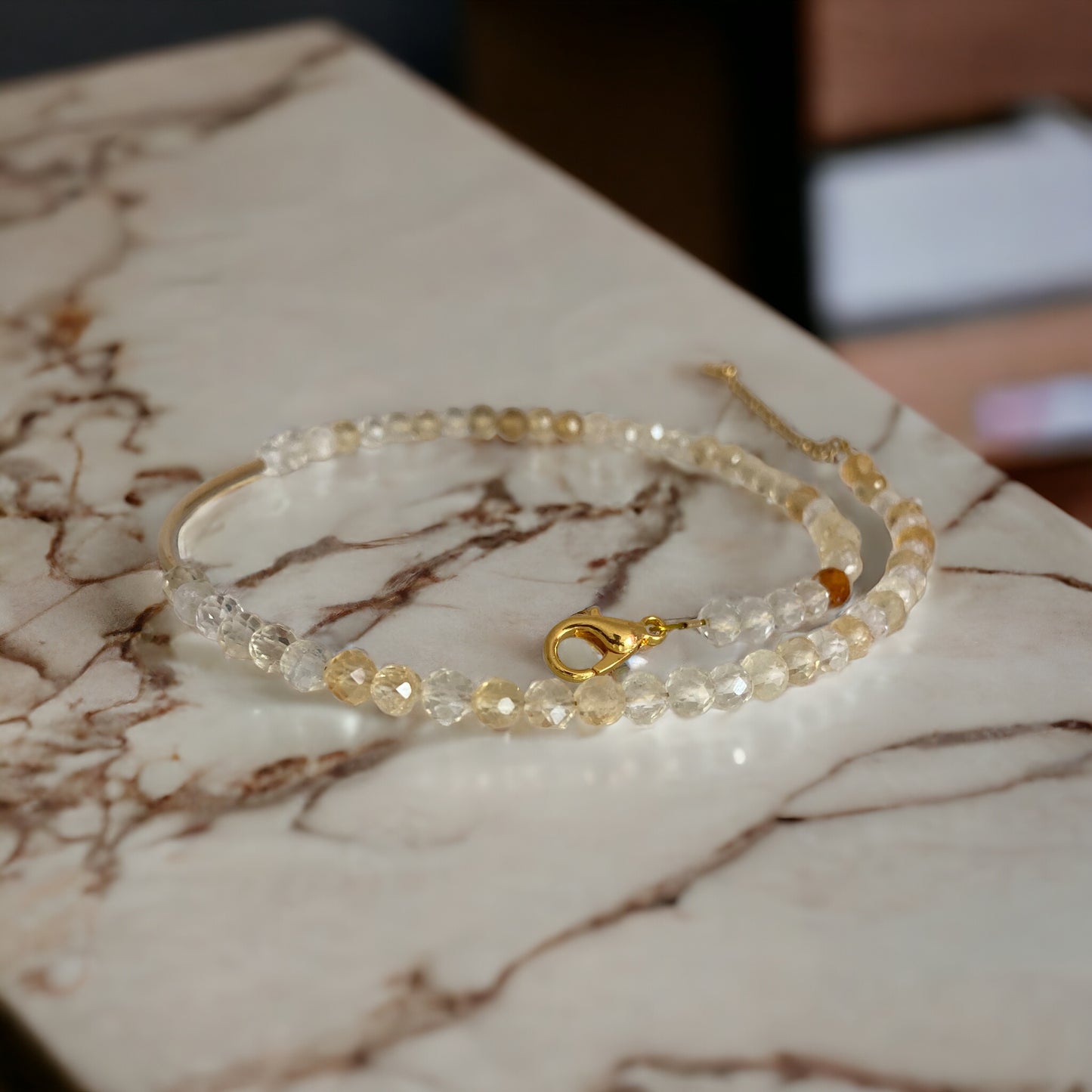 Collier précieux : Leïa , collier de pierres semi précieuses citrine