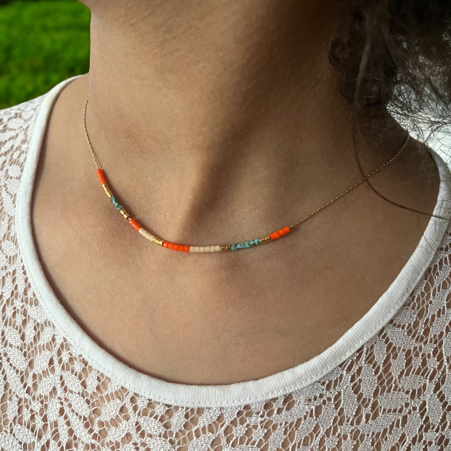 Dorine | chaîne minimaliste en acier inoxydable plaqué or 24 carats et perles Miyuki