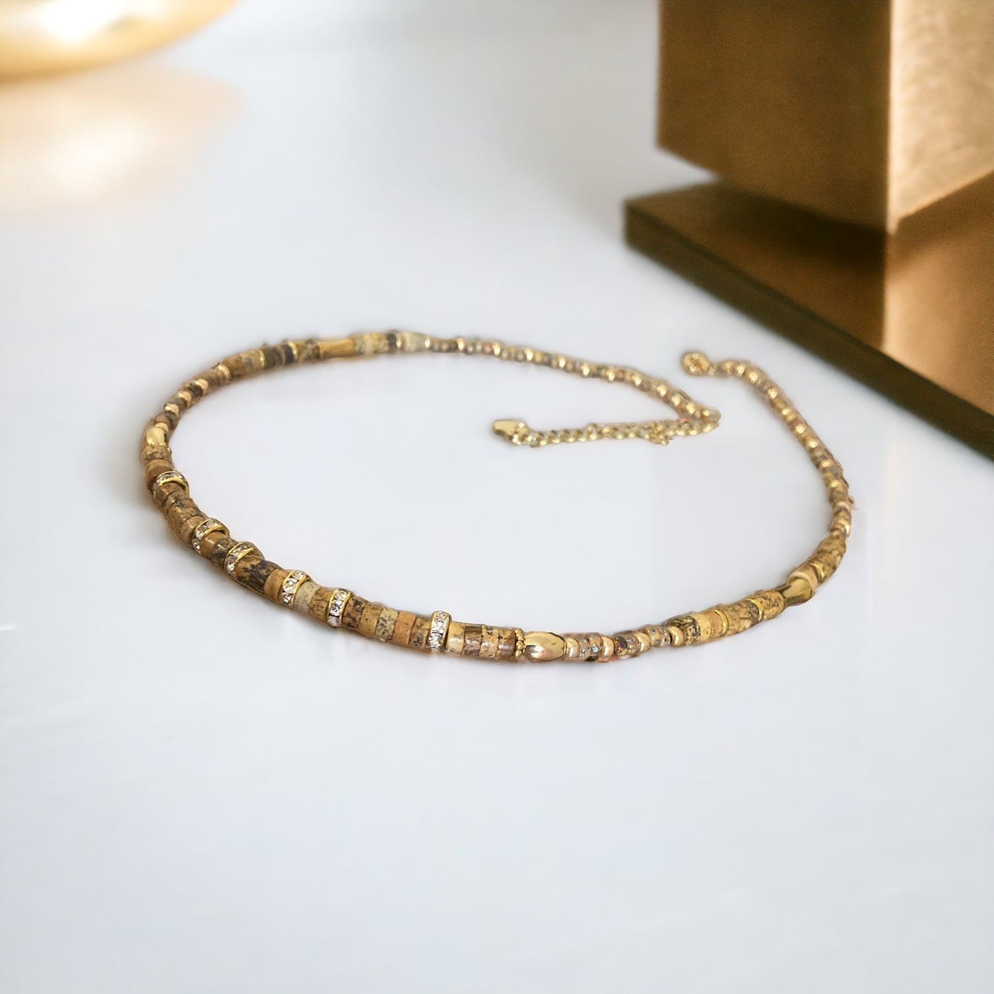 Collier précieux : Kyra , collier de jaspe paysage et perles du Japon , pierres semi précieuses et acier inoxydable