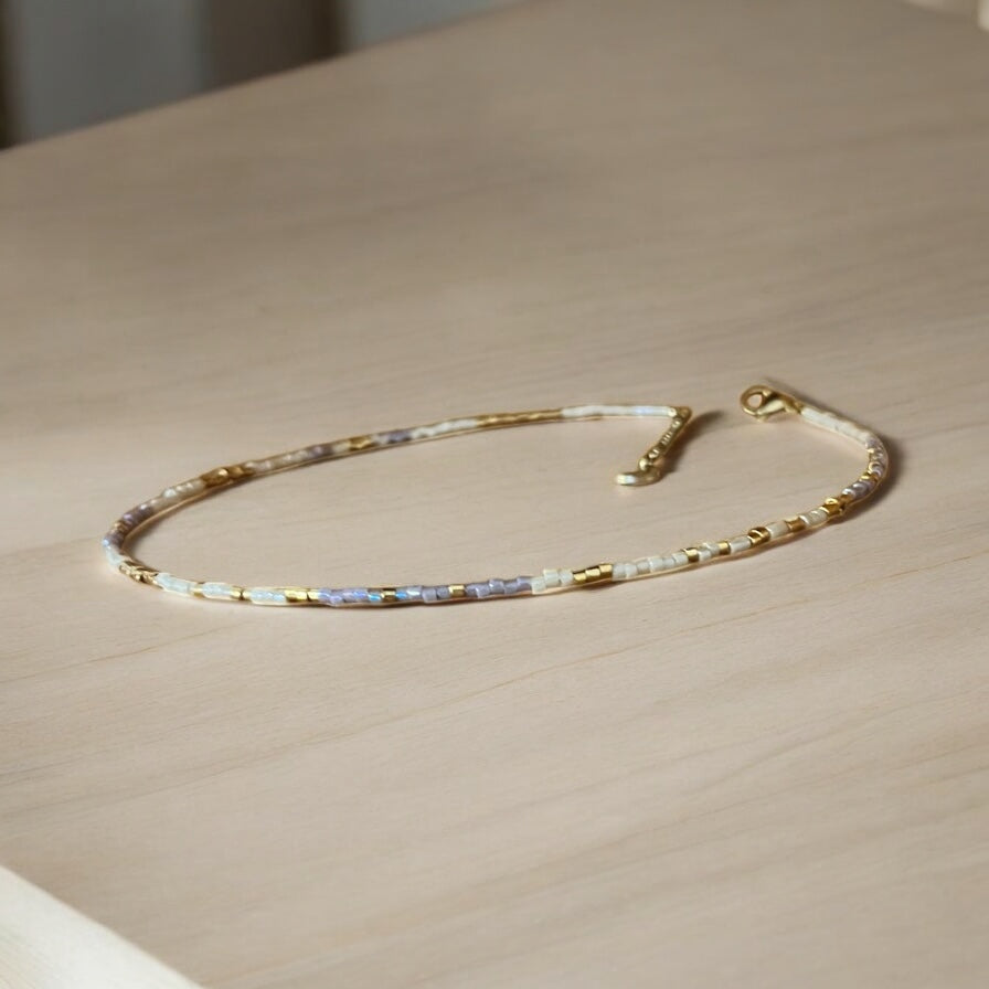 Collier Miyuki : Brume de Lavande | collier de perles minimaliste pour femmes