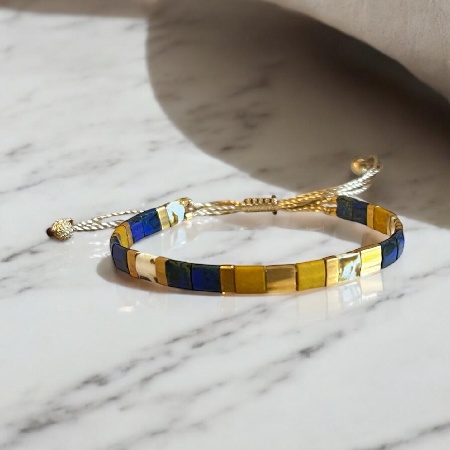 Bracelet Miyuki : Mëora , bracelet Miyuki Tila sur fil de soie